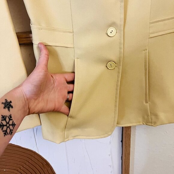 Vintage 70s Hippie Retro Pale Yellow Fitted Button Front Blazer & Midi Skirt Set - Picture 3 of 11